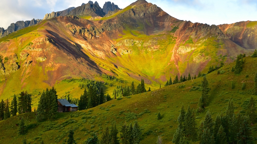 Beautiful Green Mountains