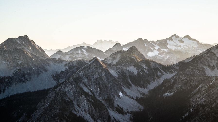 Beautiful Mountains Peaks and Sunlight