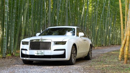 Beautiful White Rolls Royce Ghost