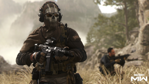 Call of Duty: Modern Warfare II Ghost with Weapon