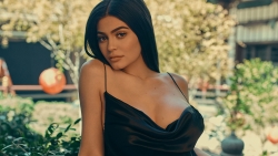 Kylie Jenner Hot Brunette
