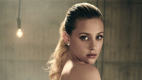 Lili Reinhart Pretty Hot Blonde Actress