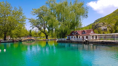 Manzara Beautiful Pure Lake