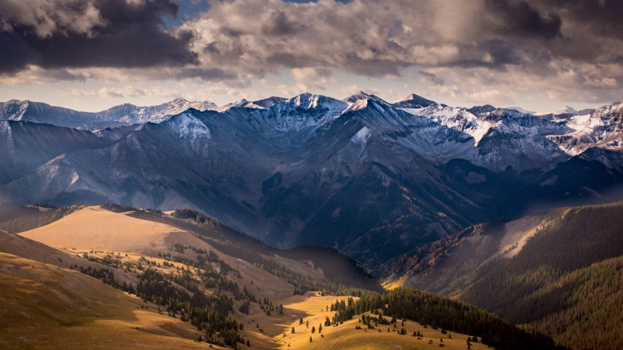 Wonderful Beautiful Big Mountain Valley