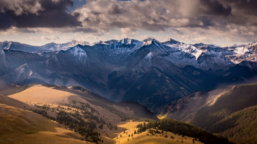 Wonderful Beautiful Big Mountain Valley