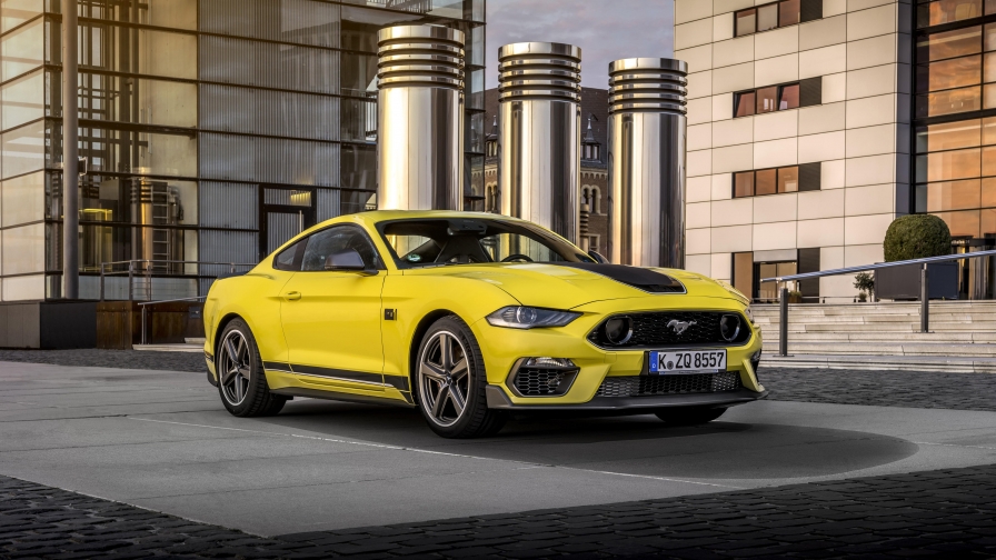 Yellow Ford Mustang Mach 1